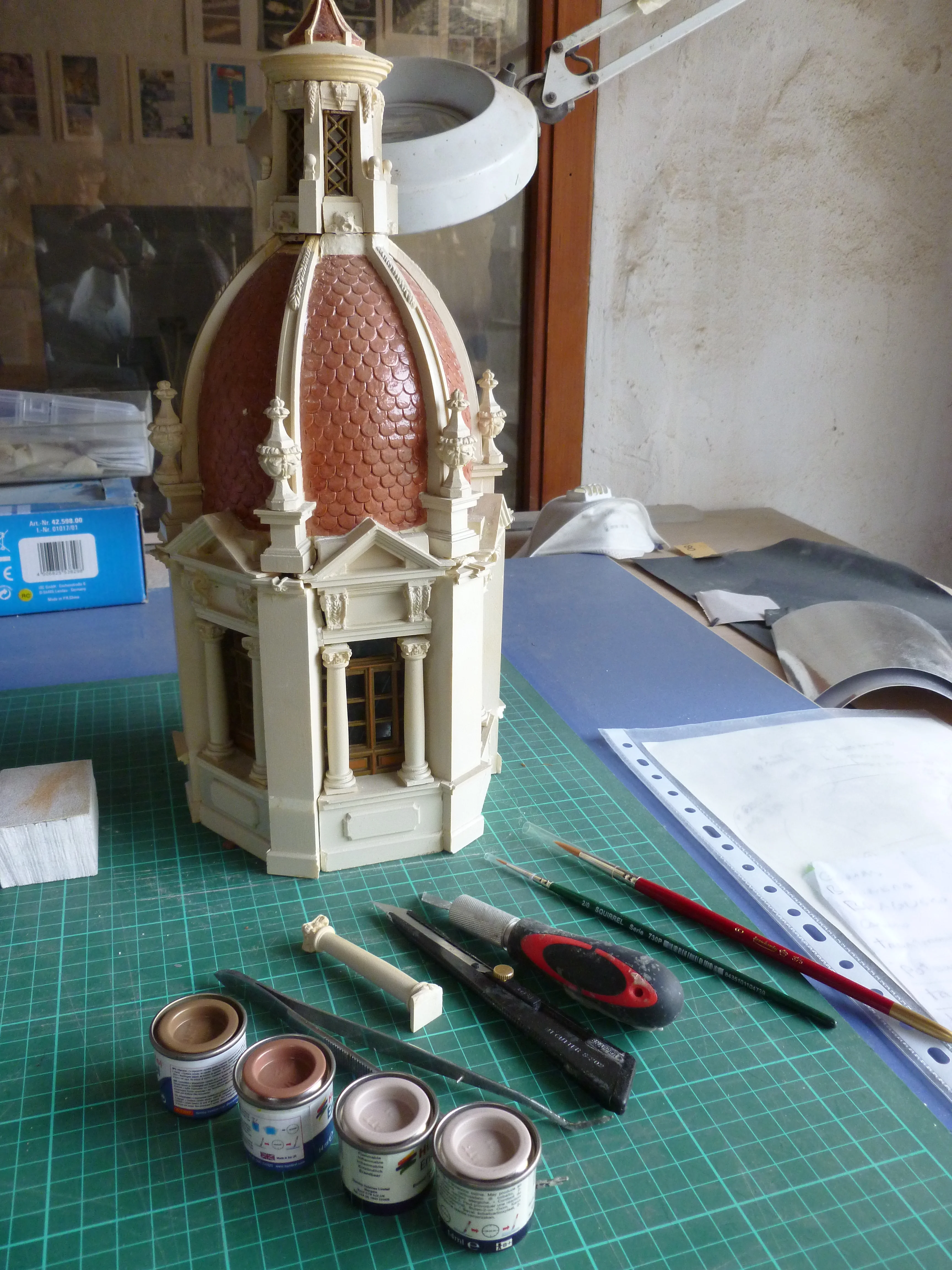 Maqueta Ayuntamiento de Valencia — detalle de la cúpula en el taller